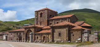 pueblo de León donde se ubica la notaría